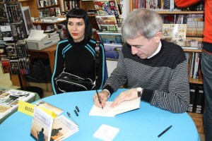 1- Signatura de llibres llibreria Gigamesh-01